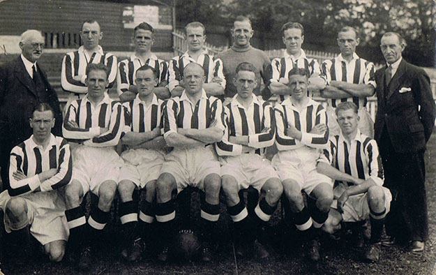 New Brighton FC team in 1937 [Sawyer family collection]