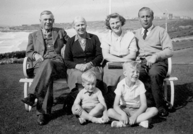 Cliff and family on holiday at Newquay in 1953