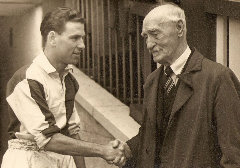 Jack Southworth meets Les Graham of Blakburn Rovers in 1950