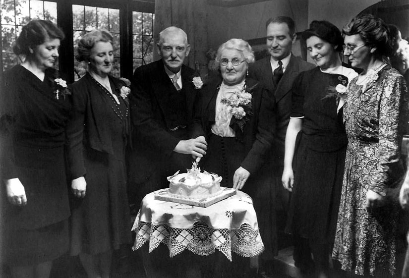 Jack Taylor's golden wedding celebration, 1947