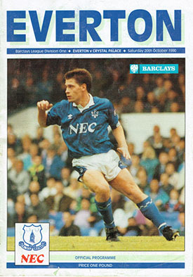 Tony Cottee in action for Everton against Southampton