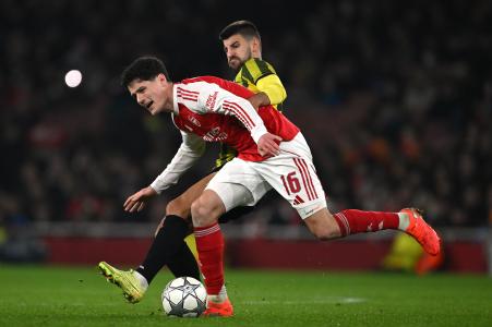 Everton agree to sign Norgaard from Arsenal for &pound;7M