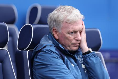 &ldquo;We&rsquo;ve bid for a few&rdquo;: Moyes discusses Everton&rsquo;s right-back search and hurdles