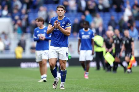 Tarkowski talks defensive pride as unbeaten Everton build from the back